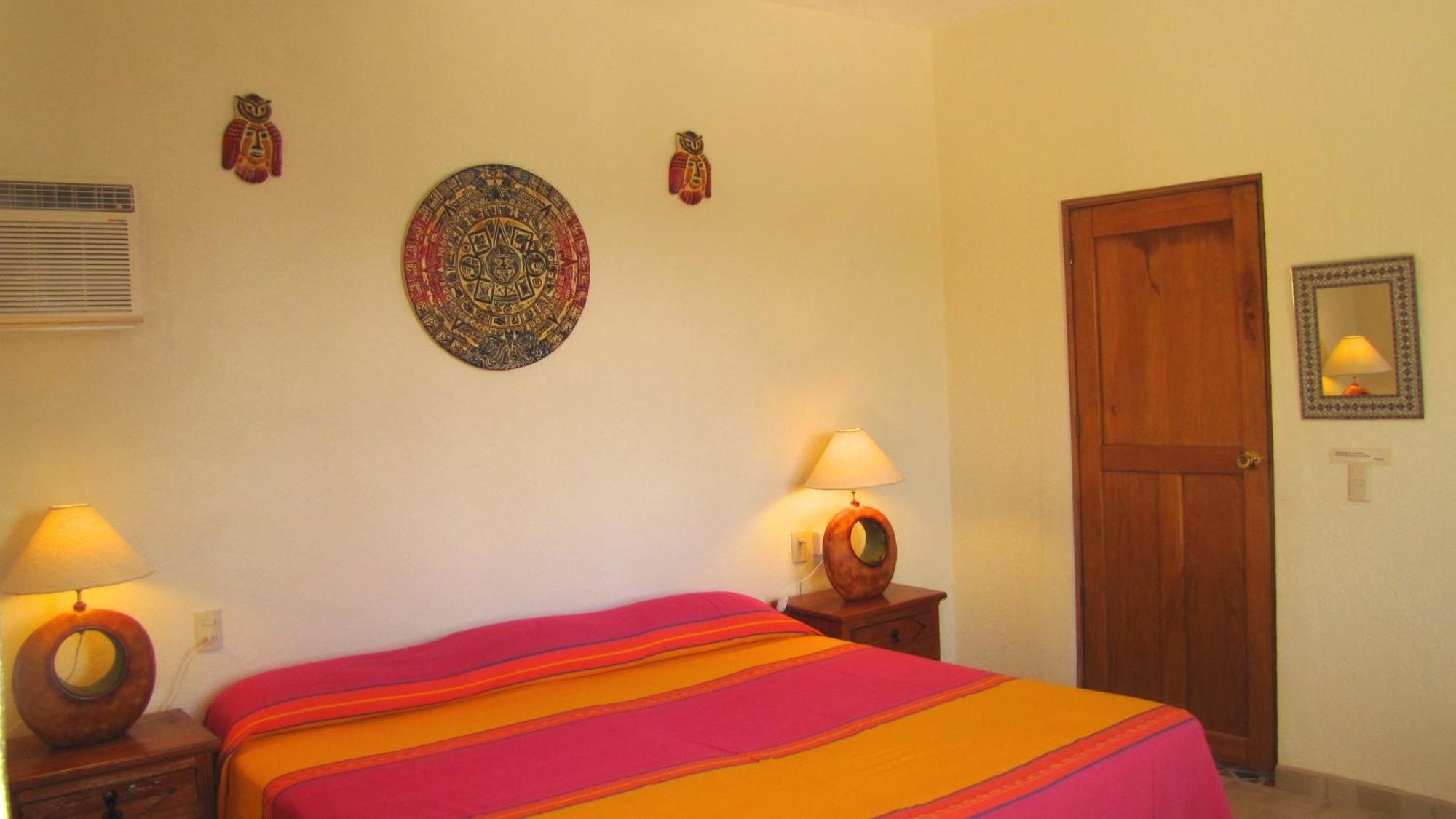 Hotel La Paloma Oceanfront Retreat San Patricio Melaque Pokoj fotografie