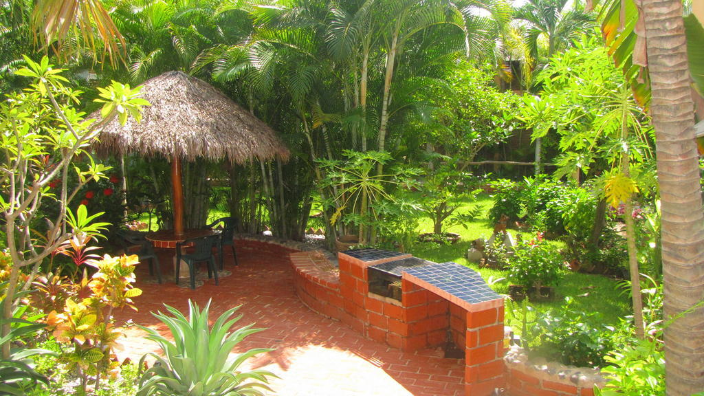 Hotel La Paloma Oceanfront Retreat San Patricio Melaque Pokoj fotografie